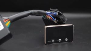 (COD)Plug Play Racing Throttle Response Controller Accelerator Potent Booster Throttle Response Controller Tuning Parts Accessory 9 Drive 5 Modes