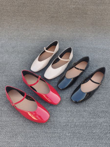 Fall 2024 New Pure Color Ladies Flat Bottom Single Leather Shoe Square Head Versatile Buckle Strap Fashionable Flat Heel Womens Shoe