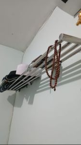 rak perlengkapan solat bahan stainless steel