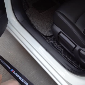 ชุดครบชุด 9 ชิ้น  แถบธรณีประตู แผงประตู และแถบกันกระแทก/สติกเกอร์ตกแต่งธรณีประตูคาร์บอนไฟเบอร์ BMW