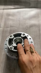 Đùm ( May ơ ) trươc sau dành cho xe Wave Future  thắng đĩa trước sau đùm