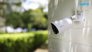 Reolink Argus Eco Ultra 4K 8MP Dual-Band WiFi 5GHz Battery/Solar Security Camera | Color Night Vision Spotlight | AI Person Vehicle Pet Detection CCTV Outdoor Official Malaysia