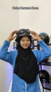 Helm Retro Vintage Vespa Nazichips Cewek Cowok Aesthetic Kacamata Hitam Polos