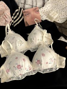 French Country Lace Underwear Set for Girls Gathered Small Chest Illusory Thin Wirefree Triangle Cup Sweet Bra Set