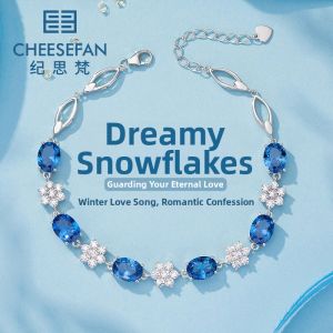 Dreamy Snowflake Bracelet for Girlfriend or Wife