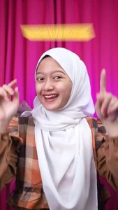 Lotion SUNCARE SR12: Melindungi Paparan Sinar Matahari & Pelembap Wajah