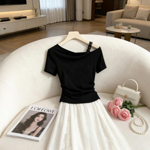 V.C.I | Off-Shoulder Short Sleeve T-Shirt Black