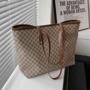 Retro Large Capacity Tote Bag Womens Spring Summer New Fashion Niche Single Shoulder Class Bag Versatile Soft PU Zipper Closure