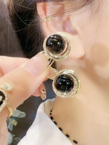 Temperament Wild Black Pearl Stud Earrings for Women Fancy Winding Ear Clip 2022 New Arrival Trendy Silver Pin Earrings Earrings