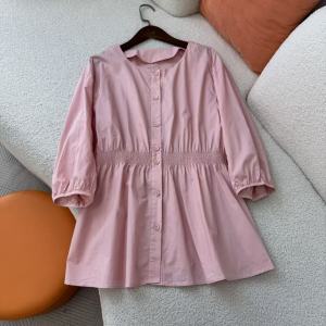 เสื้อเชิ้ตแขนสั้นผ้าฝ้ายสไตล์เกาหลีทรงเอเอวสูงสำหรับผู้หญิงในฤดูร้อน เสื้อเชิ้ตแขนยาวสามส่วนทรงหลวมสบายๆ