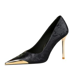 Elegant Chinese Style Satin Finish High Heels for Banquet Sharp Pointed Toe Thin Stiletto Low Cut Single Shoes Fashionable Luxury