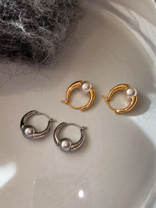 CAFFTI | French Cultured Grayish Pearl Ear Jewelry