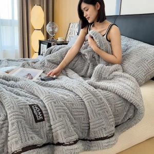 Nanjiren | Thick Winter Blanket for Nap and Office Use