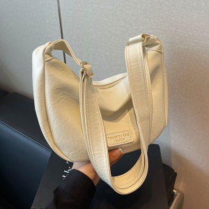 Casual Large Capacity Dumpling Shape Crossbody Bag for Women Soft Leather Commuter Bag Leisure Moon Tooth Bag Versatile Daily Bag
