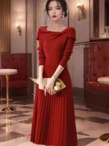 Early Autumn 2025 New French Red Knitted Wedding Dress for Women Lucky Year Fashionable Small Ceremony Dress Korean Queen Brand