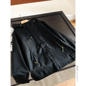 Three-Proof Breathable Mesh Yoke Zip-up Jacket
