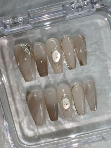 High-End Baroque Mirror Powder Grey Gradient Cat Eye False Nails Handmade White Enhancing Beauty Tools INS Ice Transparent