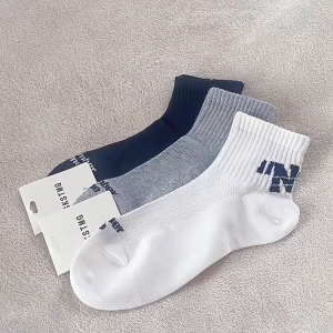 CEEKEY ถุงเท้าสำหรับผู้ชายฤดูใบไม้ผลิและฤดูร้อนตาข่ายระบายอากาศถุงเท้าตัวอักษรตัวเลขสำหรับผู้ชาย ถุงเท้าผ้าฝ้ายสำหรับผู้ชาย ถุงเท้าผู้ชายสี่ฤดู