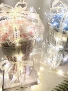 Christmas Gift Eternal Rose Soap Bouquet Cute Warm Hearted Birthday Present for Girls Friends Teachers Classmates Creative Gift Box