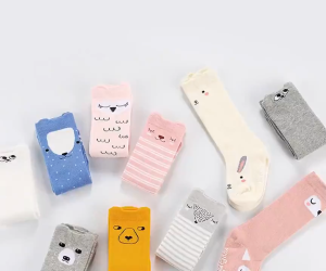 Kaos Kaki Panjang Socks ANTI SLIP Anak Bayi Motif Lucu Kaus Kaki Fashion