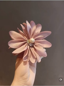 Ikat Rambut Bunga Dahlia Scrunchie Flower Mutiara Bowknot Hair Aksesories Wanita Korea Estetik