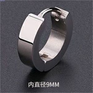 Titanium Steel Ear Cuff Non Allergic Mens Simple Cross Trendy Mens Ear Jewelry Sweet Style Floral Pattern Fashion Accessories