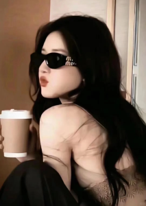 MIU MIU | Fashionable UV Protection Cat-Eye Sunglasses