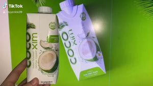 (MỞ NẮP UỐNG DỪA TƯƠI) Thùng 12 Hộp Nước Dừa Xiêm Xanh COCOXIM Nguyên Chất 100% - Dung tích 330ml - Hàng Chuẩn Xuất Khẩu thị trường Mỹ - YOOSOO