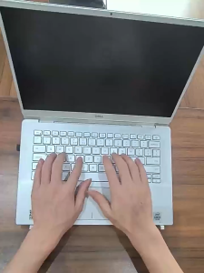 Giá nâng laptop chống mỏi cổ bằng hợp kim nhôm bền nhẹ