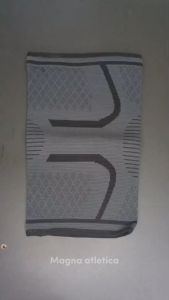 Pelindung Lutut Aolikes 7718 Deker Penyangga Lutut Olahraga Voli Tenis Basket Lari Gym Fitness Futsal Support Protector Kneepad Anti Slip Decker Knee Pad Elastis