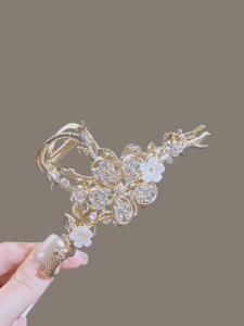 Large Branch Crystal Flower Hairpin Elegant Hair Accessories Luxury Hair Grips for Bun Styling Stylish Hairpins for Women