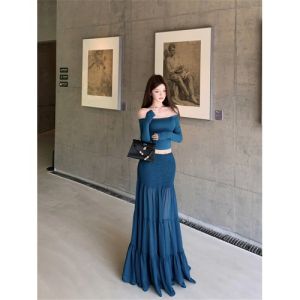 Shoulder Bared Long Sleeve High Waist T-Shirt And Skirt Set for Women Fashionable Splicing Design Pure Color Commute Style