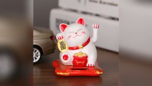 🔥【HOT】🔥[Local Delivery] Cute Shaking Hands Solar Lucky Fortune Cat Wealth Waving Figurines