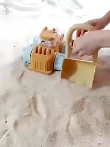 14pcsKids Beach Sand Toys Play Set Childrens Summer Outdoor Fun Digging Sand Shovel Bucket Play Tool Set Gift