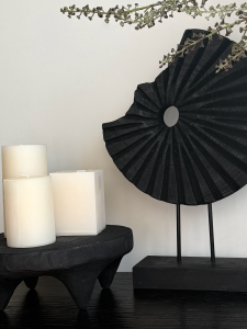 Wabi-Sabi Wooden Round Decorative Ornaments