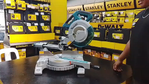 MAKITA LS1018L 10 SLIDE COMPOUND MITER SAW WITH LASER (1430w)