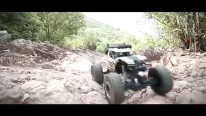 [LOCAL SELLER] Explore Off-Road Adventures with 1:16 Scale 4WD Alloy Body RC Rock Crawler - Remote Control Monster Truck for Thrilling Action