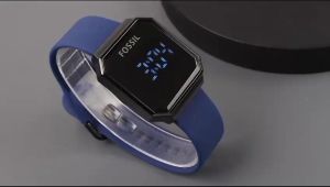 Box Exclusive Jam Tangan FOS Persegi List Hitam LED Full Color VA-812RR / Jam Tangan Fashion Wanita Tali Rubber Diameter 36 cm