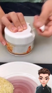 Máy Xay Tỏi Ớt Mini Cầm Tay Siêu Tiện Dụng Dụng cụ xay tỏi ớt bằng dây kéo tiện lợi dễ dàng vệ sinh