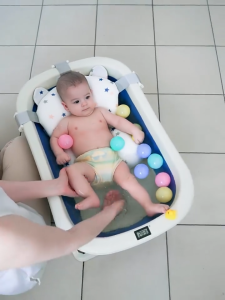 Baby Bath Tub Pink Comfortable Bath Mat for Baby Childrens Non-slip Newborn Foldable Tub Free Foam Blue