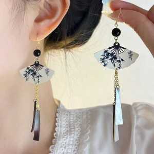 2025 New Tassel Earrings Set Ancient Opera Style Floral Actress Accessories Hanging Pendants Fashionable Alloy Jewelry for Women