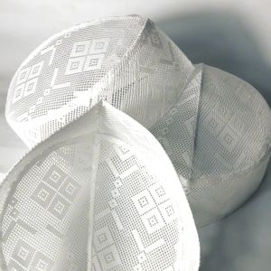 Peci Haji Kopiah Aldan Jaring Warna Putih dan Hitam Bahan Kuat Jahitan Rapih