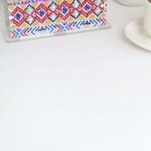 1-Piece set of Diamond-Painted tissue box with Christmas pattern can be used Repeatedly the first choice for Christmas gifts