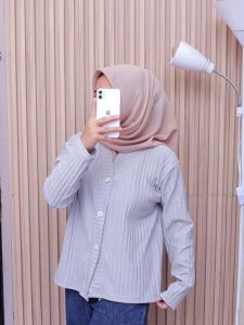Cardigan Crop top Blouse Hornet Lengan Panjang Wanita / Atasan Kancing Knit Lengan Panjang Premium