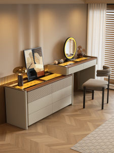 Italian Minimalist Makeup Table with Storage