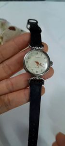 Đồng hồ nữ Crescent có lịch dây da second hand si nhât đã qua sử dụng