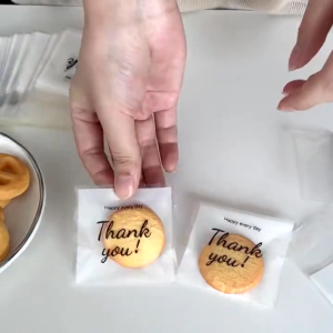 100pcs Cookies Packing Bags Resealable Plastic Self Adhesive Donut Bread Pastry Storage Container Transparent