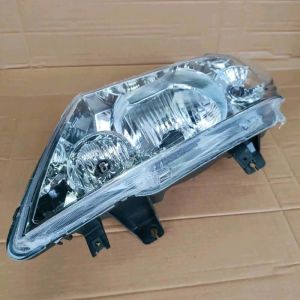 Head light Isuzu Crosswind Panther 2005 up