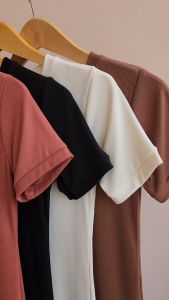 4879 Jade Zipper Knit Midi Dress