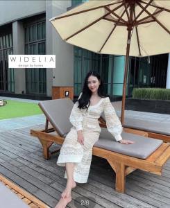 Long Puffed Sleeves Cropped Top และ Lace Trim Pants Set A Class